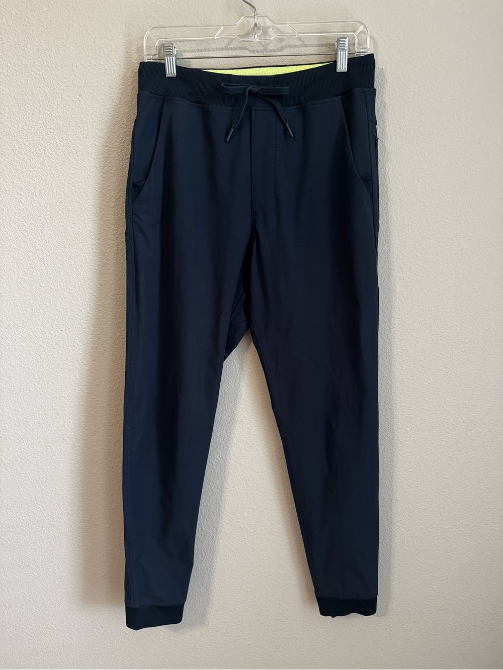Birddogs Navy Joggers with Yellow/Green Liner